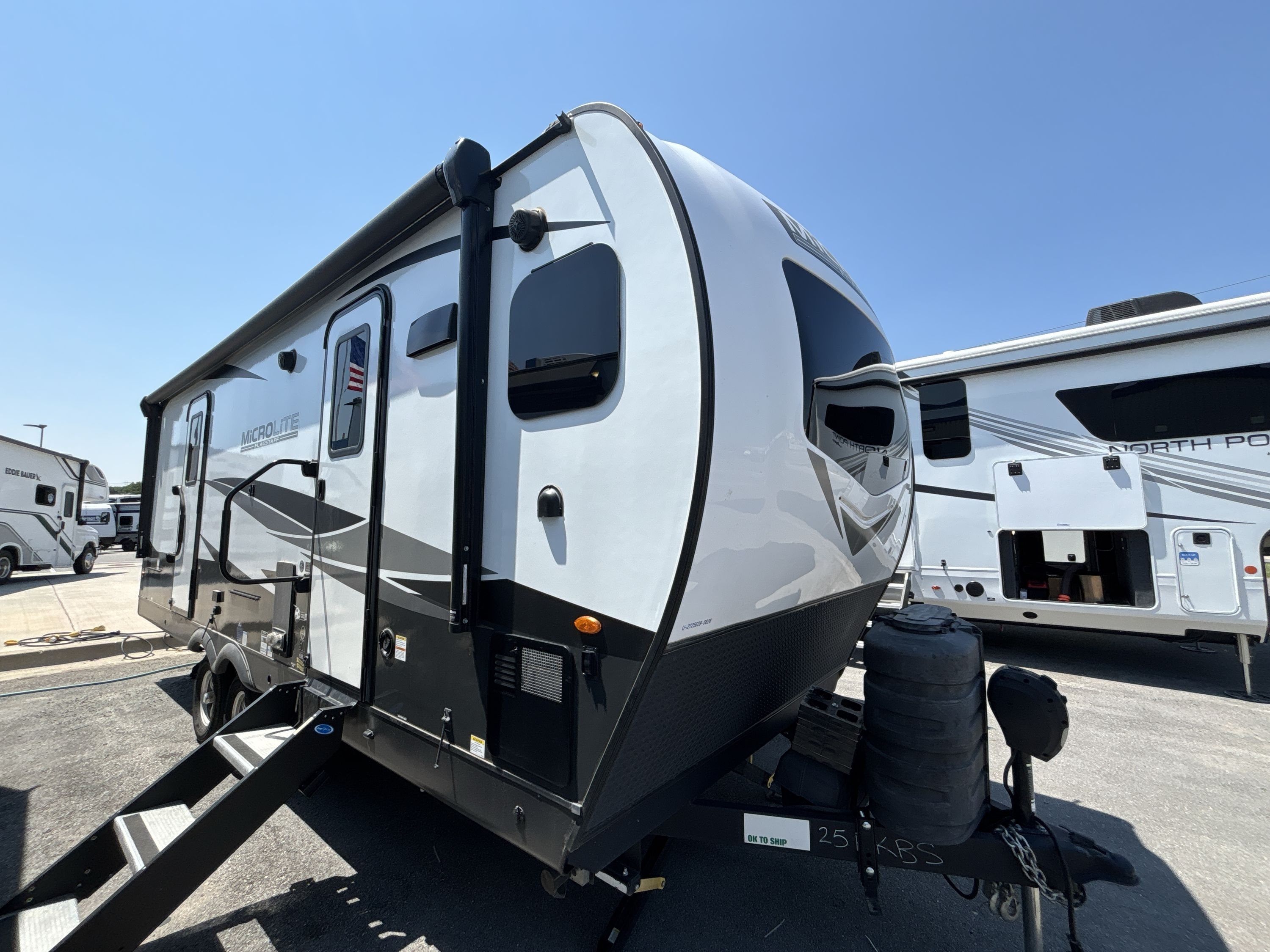 2025 Forest River FLAGSTAFF MICRO LITE 25FKBS RV
