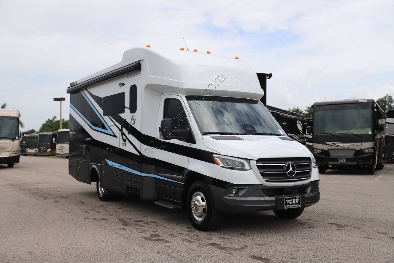 A photo of this 2027 Tiffin Motor Homes Wayfarer 25RW