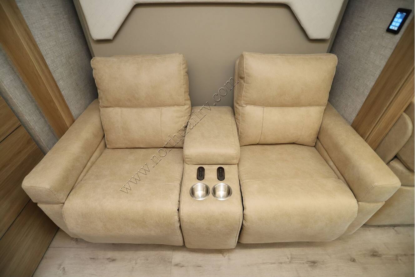 A photo of this 2027 Tiffin Motor Homes Wayfarer 25RW