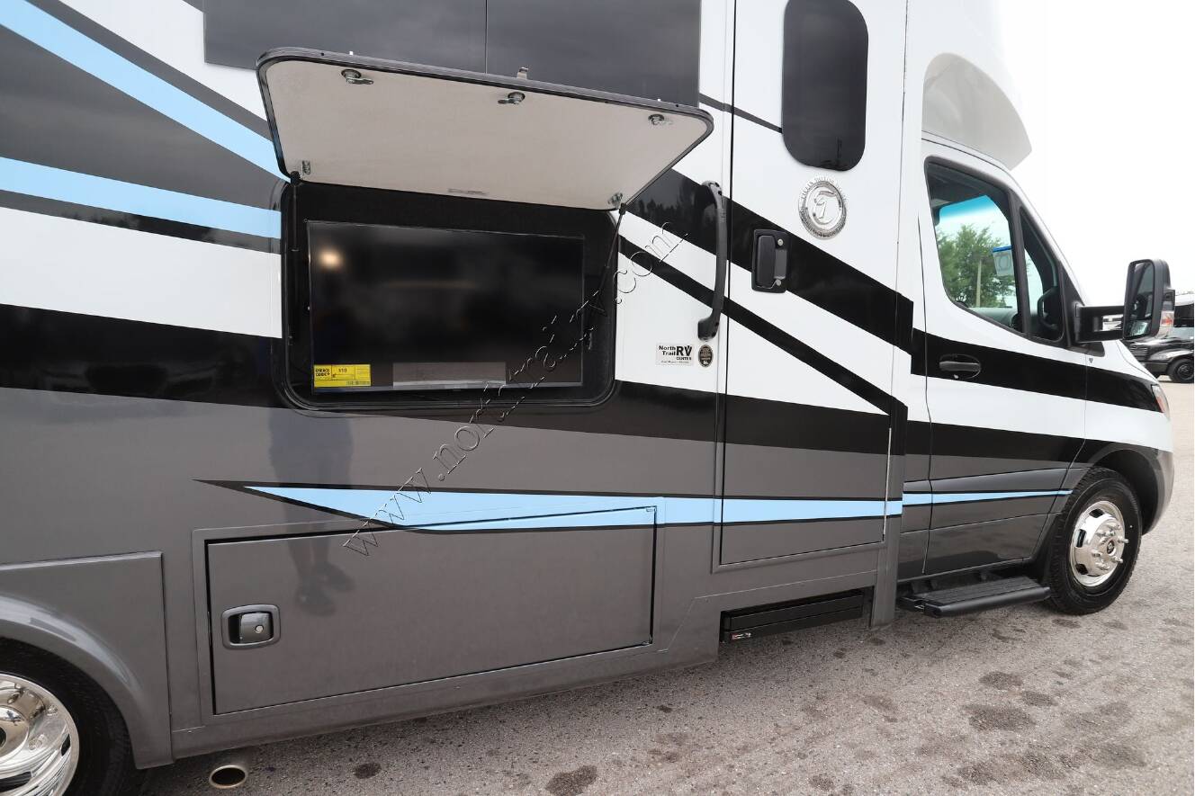 A photo of this 2027 Tiffin Motor Homes Wayfarer 25RW