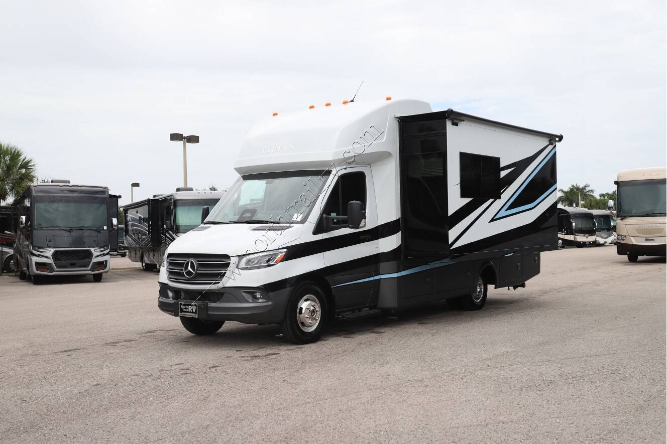 A photo of this 2027 Tiffin Motor Homes Wayfarer 25RW