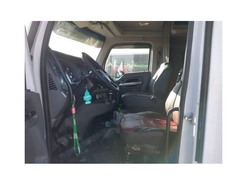 2017 KENWORTH T680