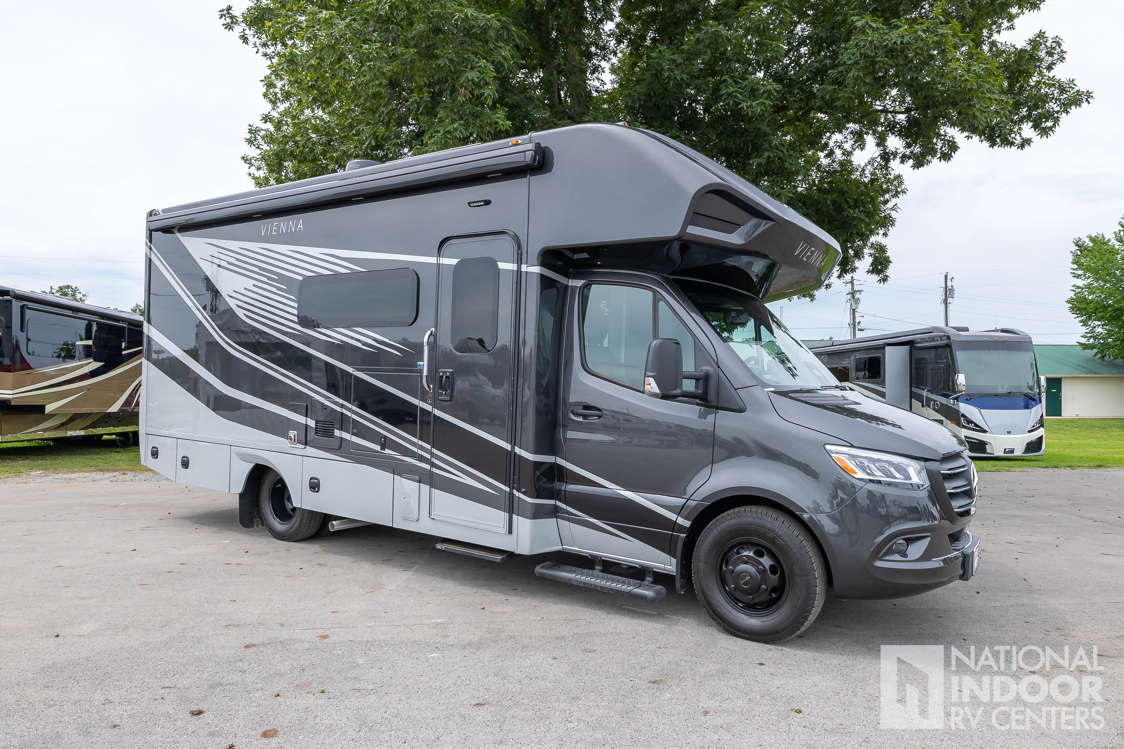 2027 Renegade Rv Vienna 25RMC RV