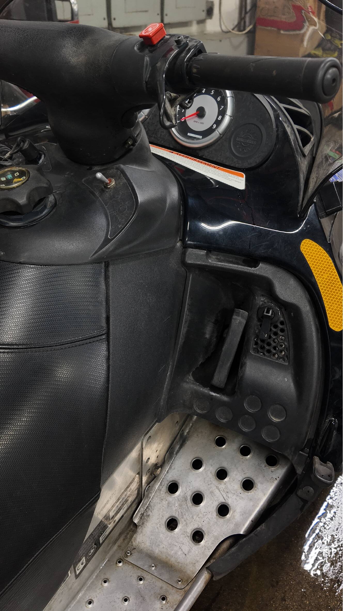 A photo of this 2003 Ski-Doo LEGEND 500 SPORT