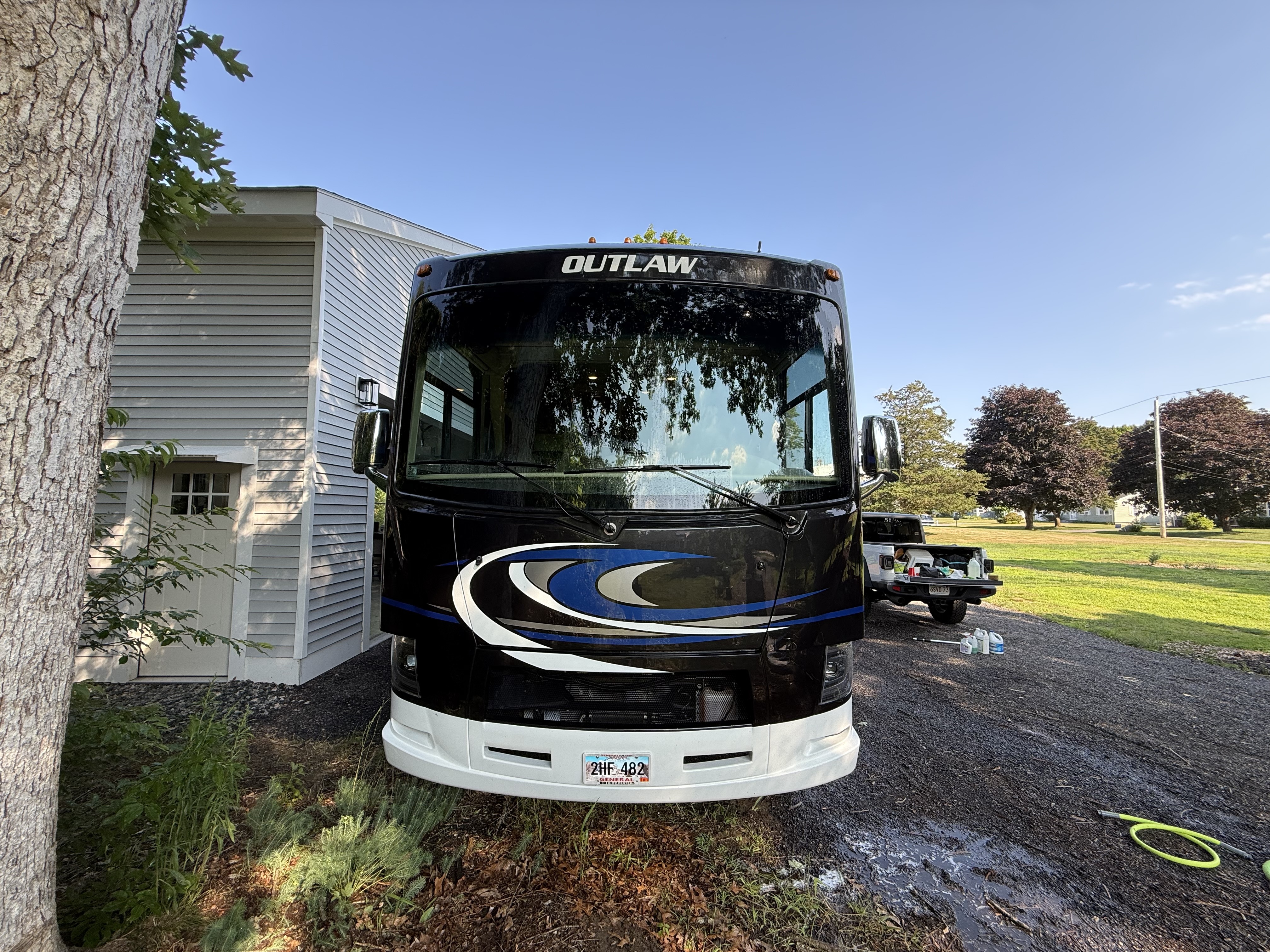 2018 Thor Motor Coach OUTLAW 37RB in south boston MA