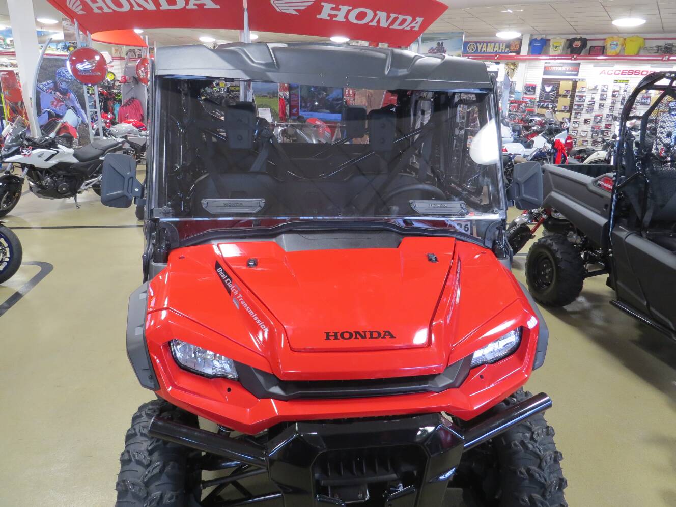 A photo of this 2025 Honda Pioneer 1000-6 Crew Deluxe