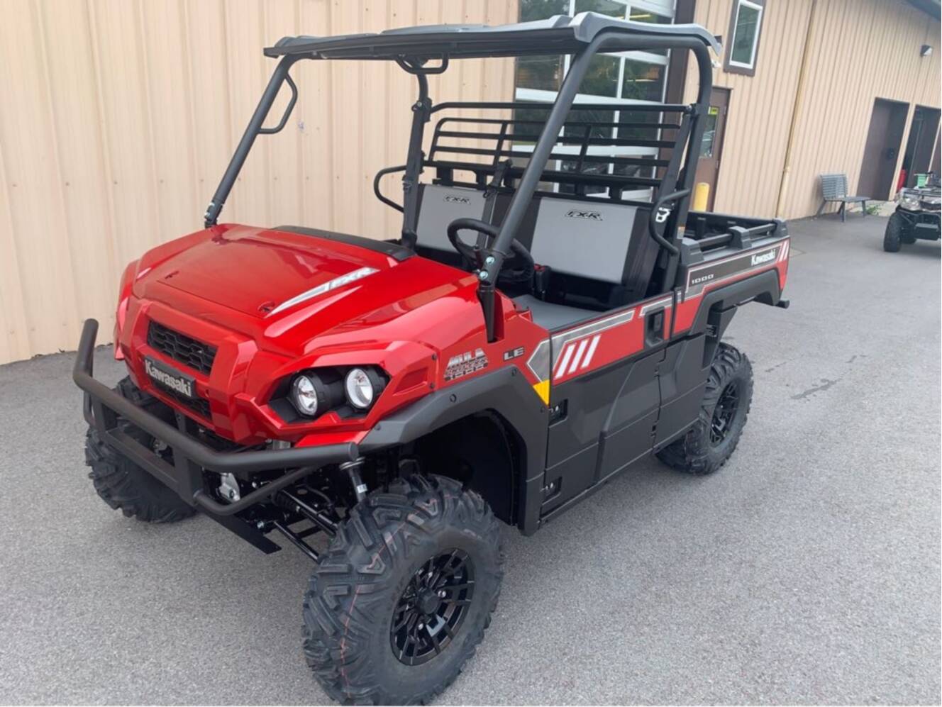A photo of this 2026 Kawasaki Mule PRO-FXR 1000 LE