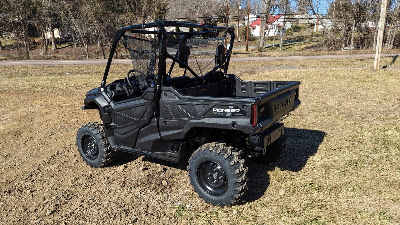 A photo of this 2024 Honda Pioneer 1000 Deluxe