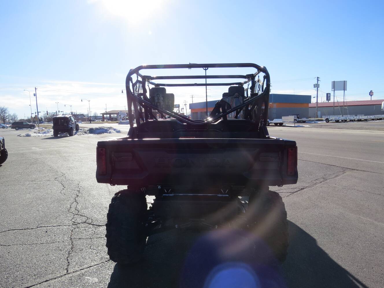 A photo of this 2025 Honda Pioneer 1000-6 Crew Deluxe