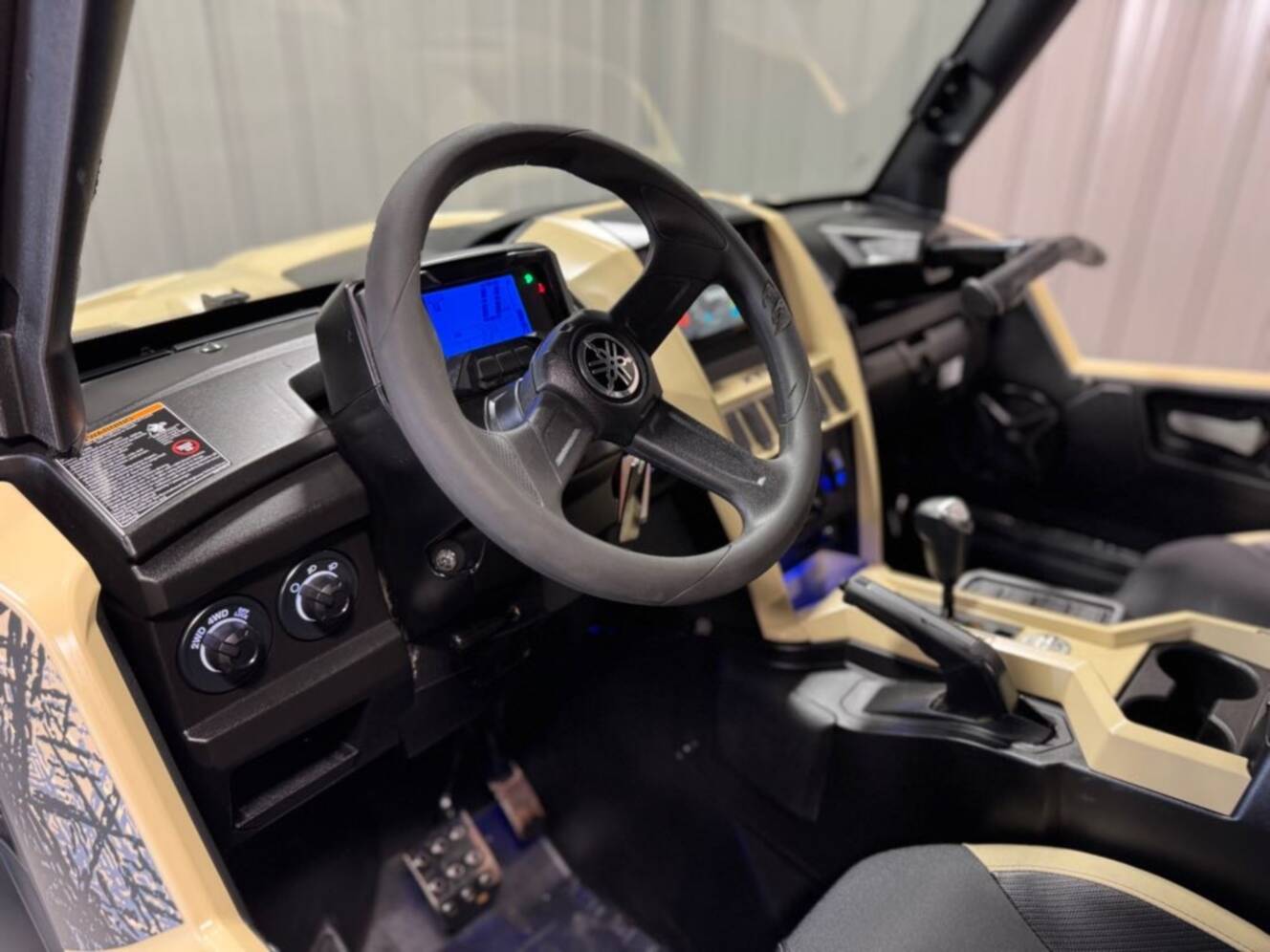 A photo of this 2023 Yamaha Wolverine RMAX 2 1000 XT-R