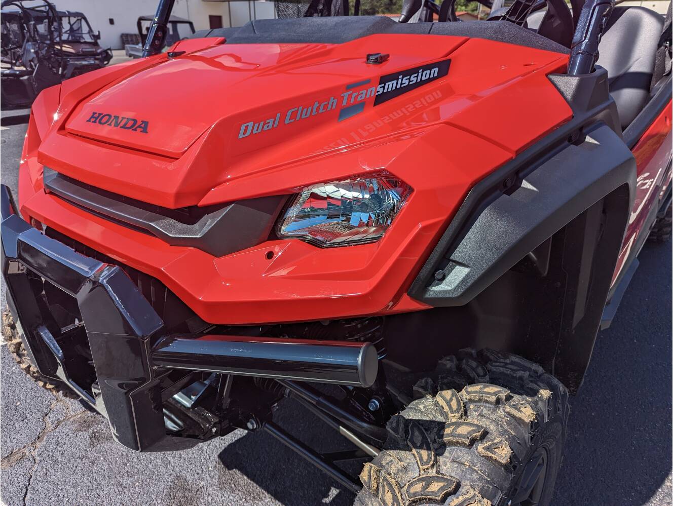 A photo of this 2025 Honda Pioneer 1000-6 Crew Deluxe