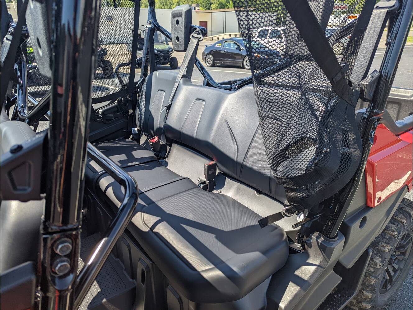 A photo of this 2025 Honda Pioneer 1000-6 Crew Deluxe
