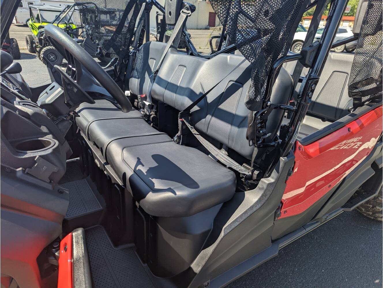 A photo of this 2025 Honda Pioneer 1000-6 Crew Deluxe