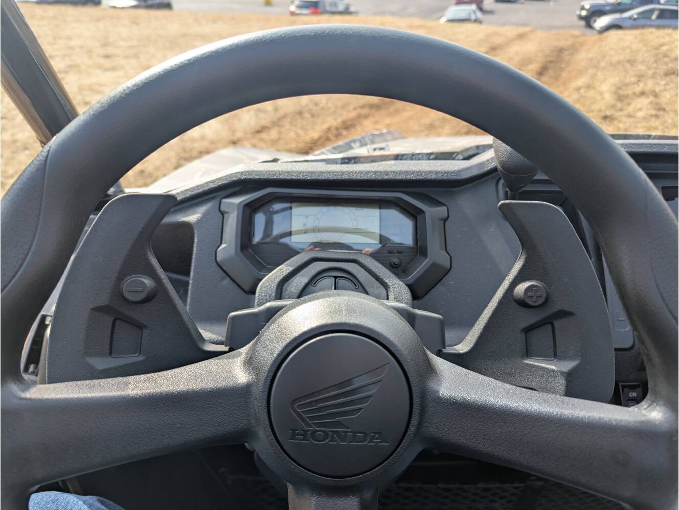 A photo of this 2025 Honda Pioneer 1000-6 Crew Deluxe
