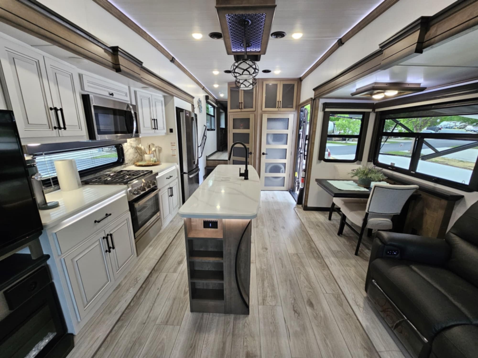 2024 Keystone MONTANA 3781RL in oak ridge TN