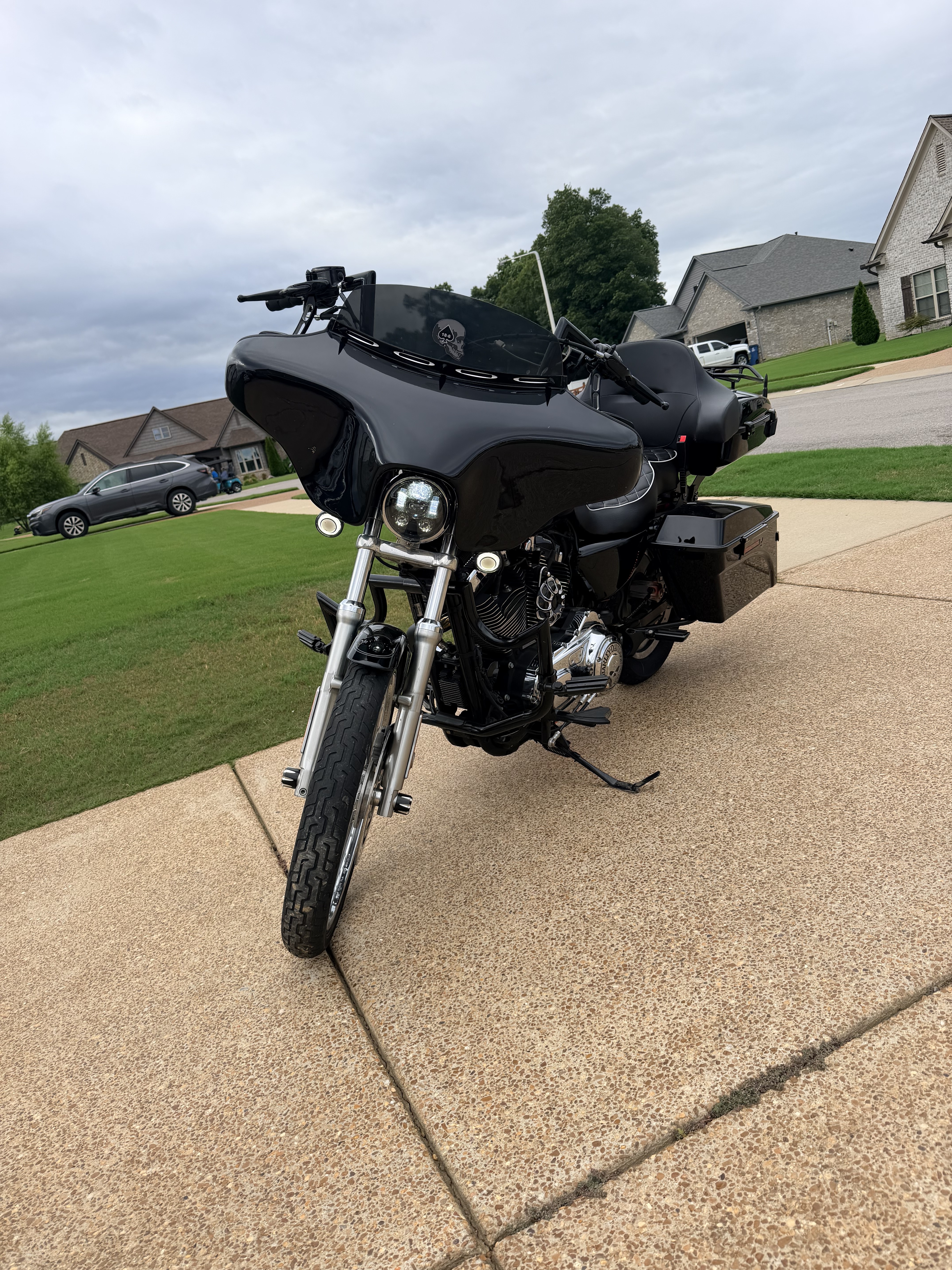 2008 Harley-Davidson SPORTSTER 1200 CUSTOM XL1200C Custom motorcycle