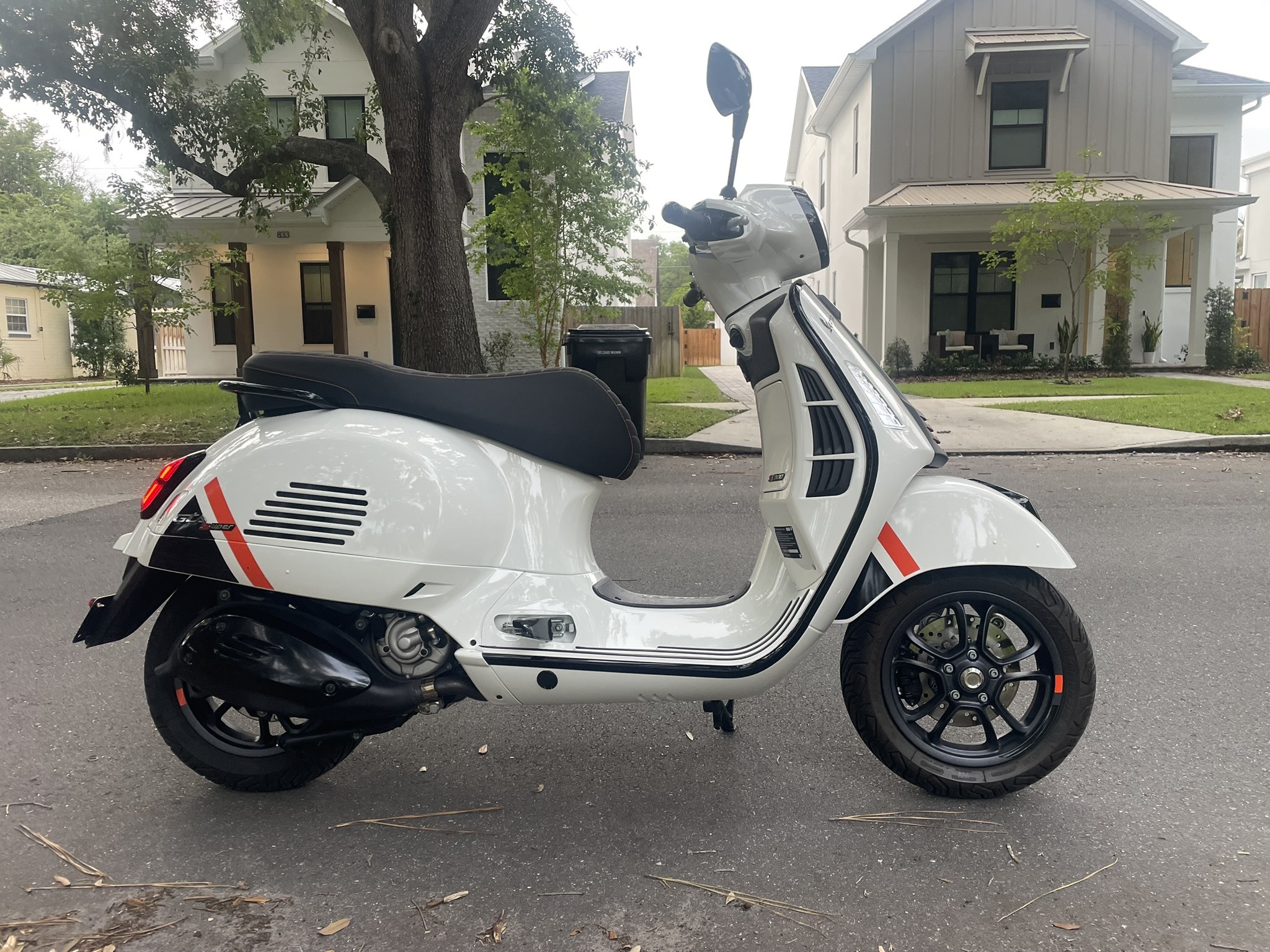 2024 Vespa GTS 300 SUPER SPORT ABS Scooter motorcycle