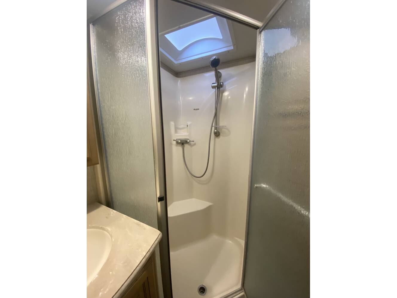 A photo of this 2015 Redwood REDWOOD 36RL