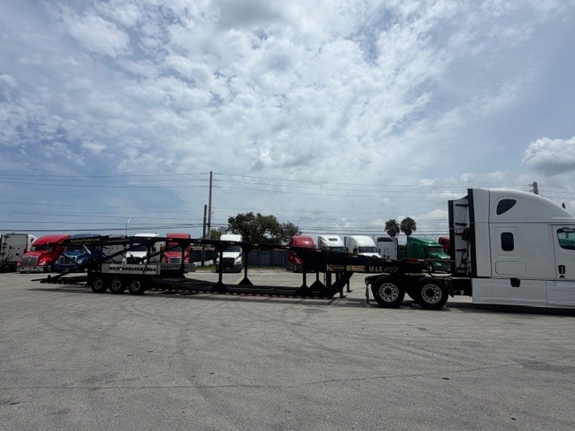 2022 FREIGHTLINER CASCADIA 126 in Davie, FL
