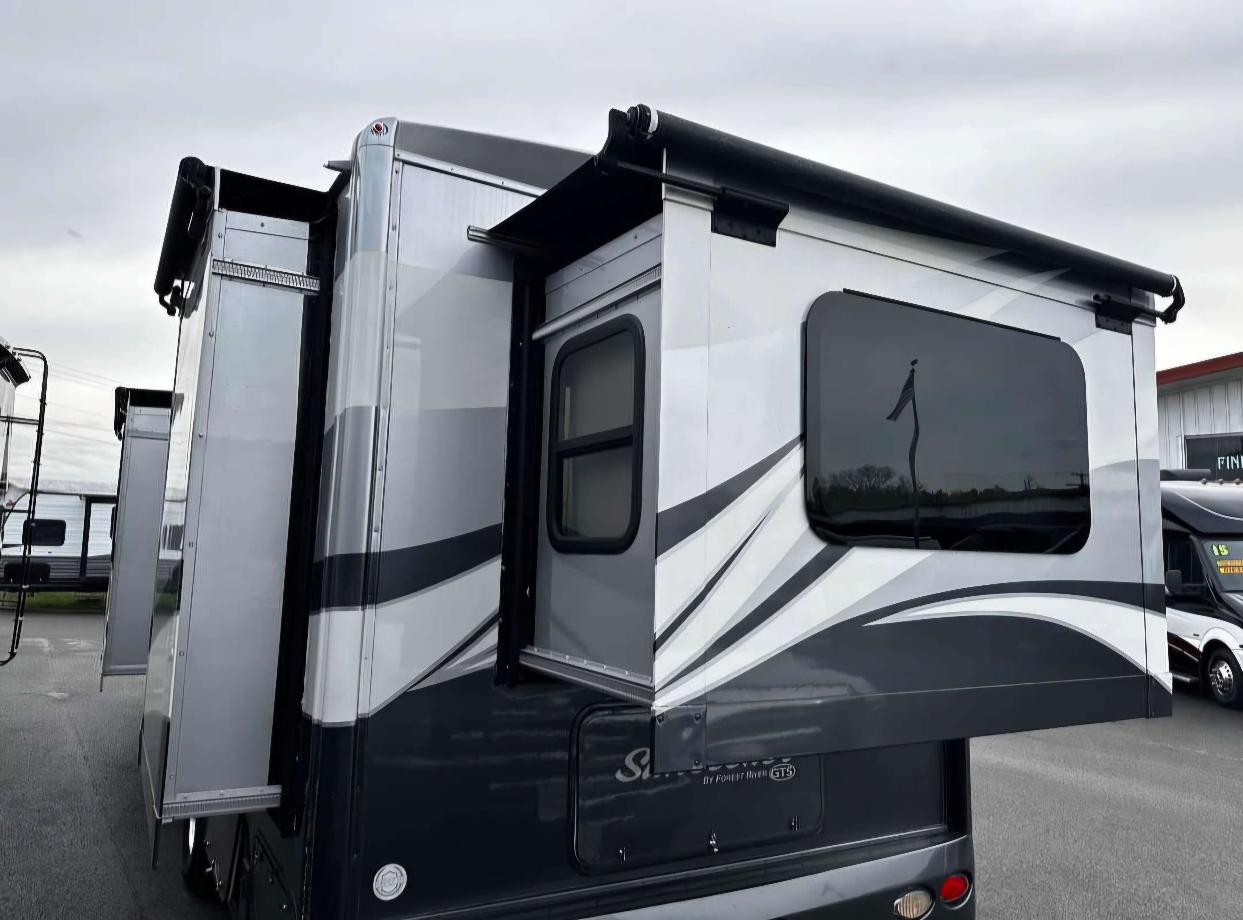 2017 Forest River SUNSEEKER 2800QS GTS in sparks NV