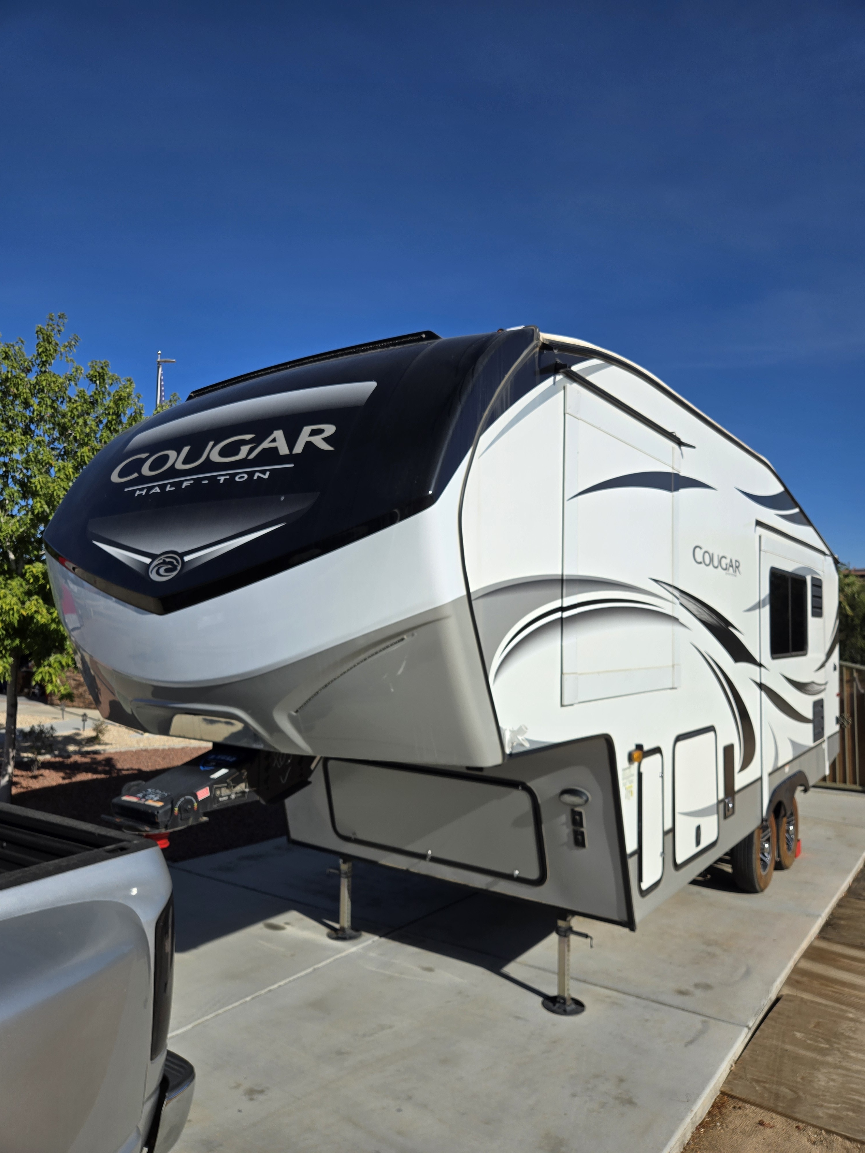 2021 Keystone COUGAR 23MLS in hesperia CA