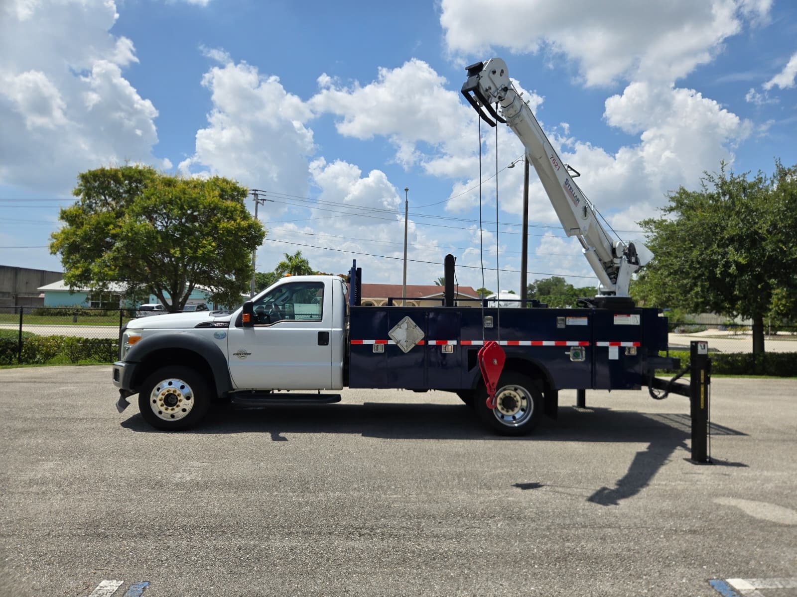 2013 FORD F550 in Pompano Beach, FL