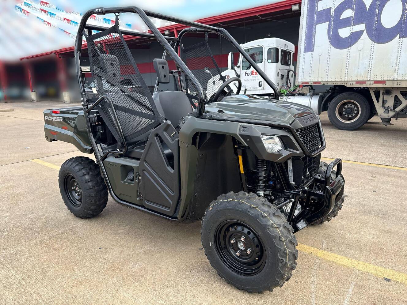 A photo of this 2026 Honda PIONEER 520
