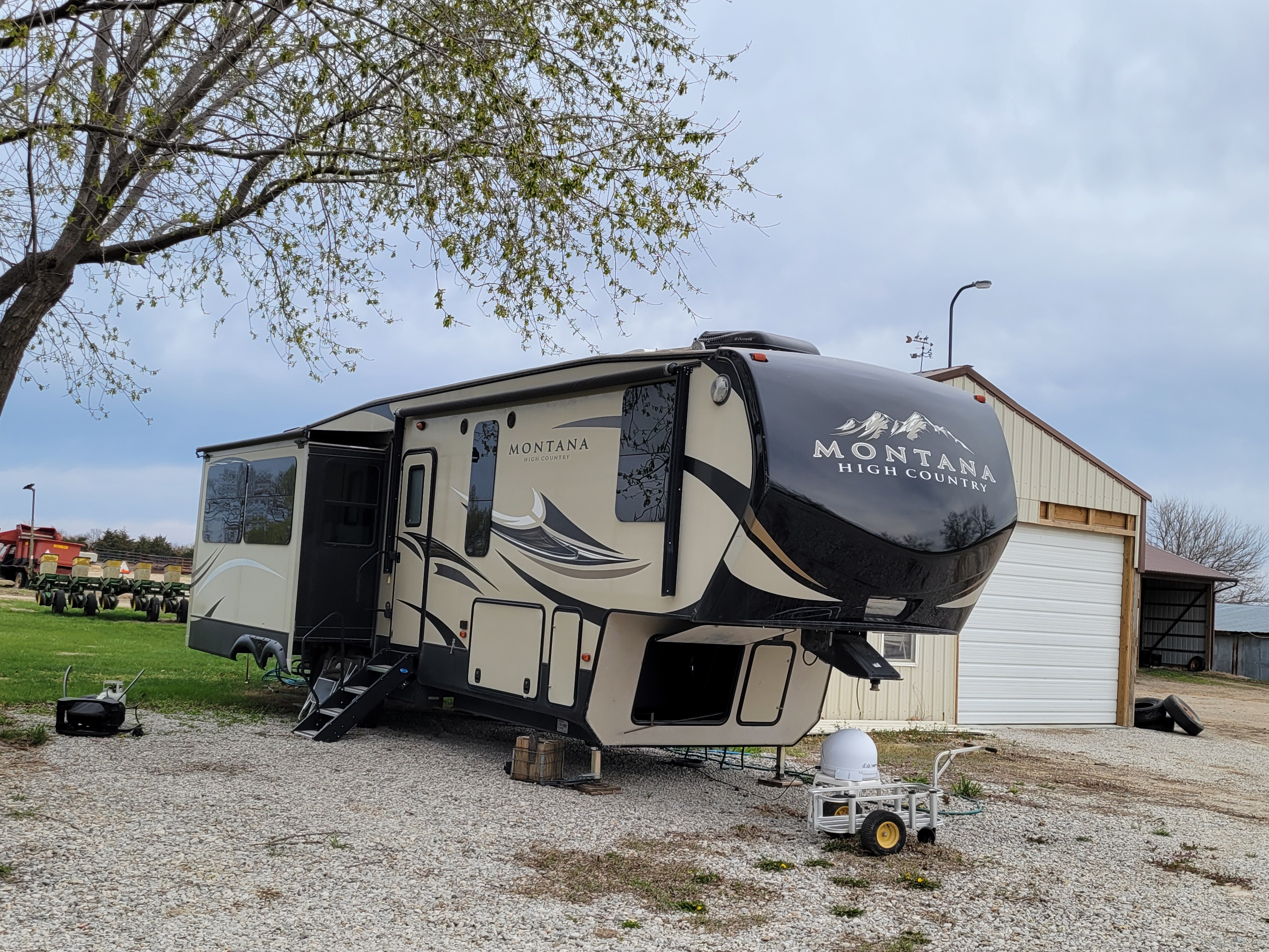 2017 Keystone MONTANA HIGH COUNTRY 353RL RV
