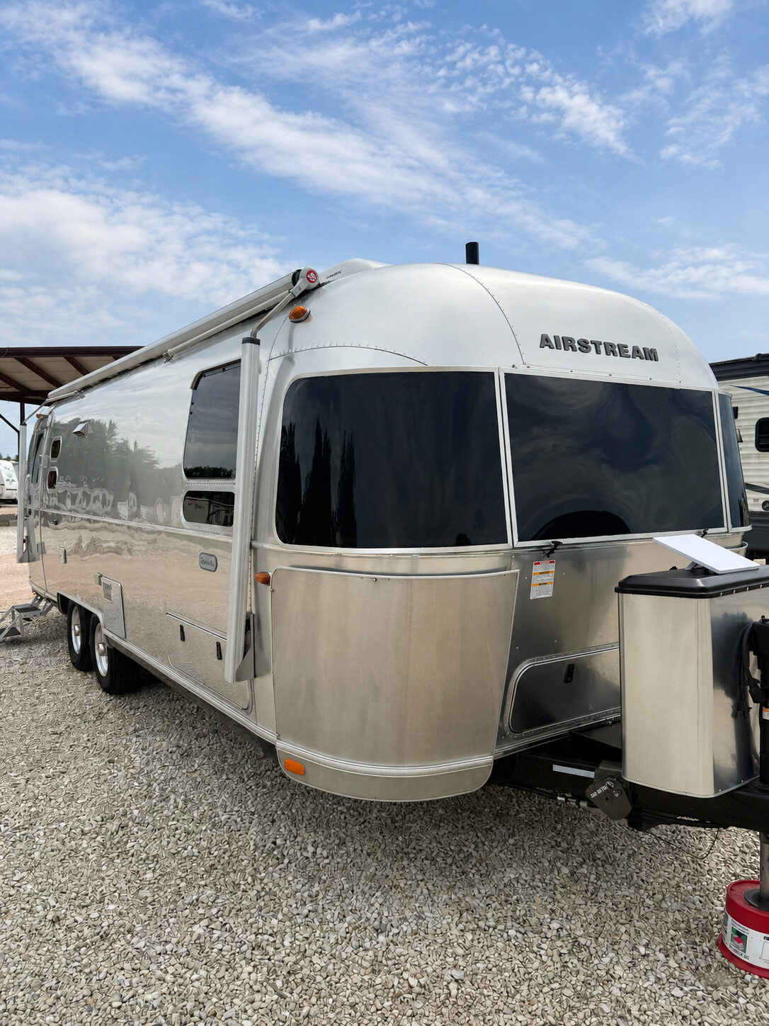 2020 Airstream GLOBETROTTER 27FB TWIN in austin TX