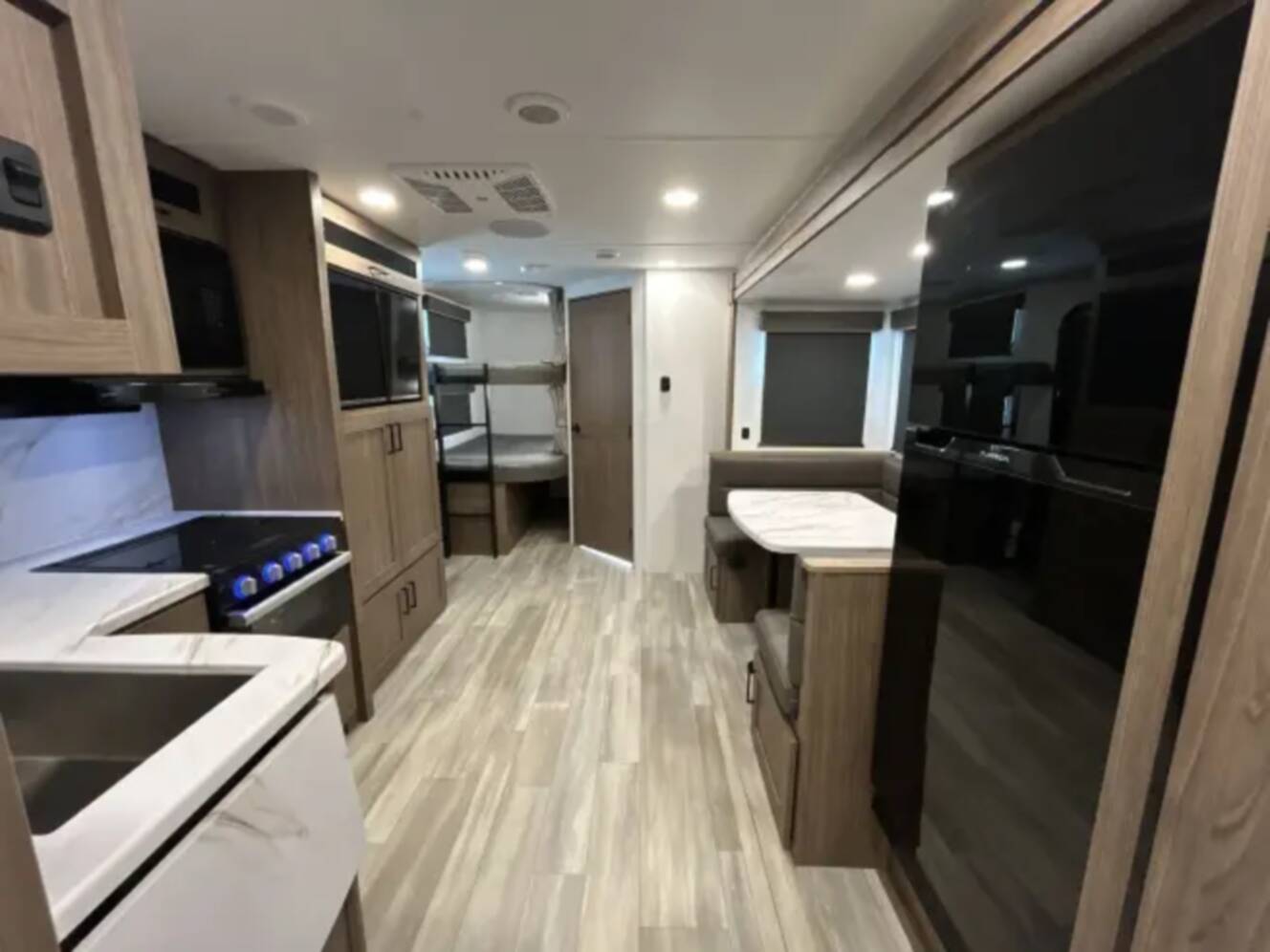 A photo of this 2024 Alliance Rv DELTA 251BH