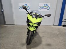 Kawasaki Looks Forward with the ZX1100 SE image