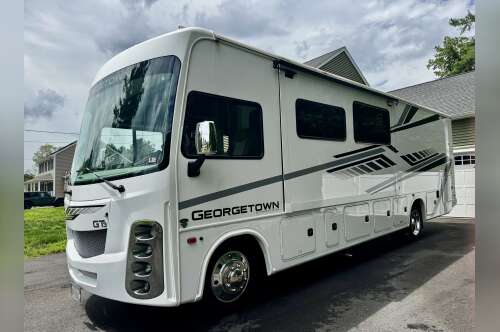2024 Forest River GEORGETOWN 3 SERIES GT3 33B3 in bridgewater MA