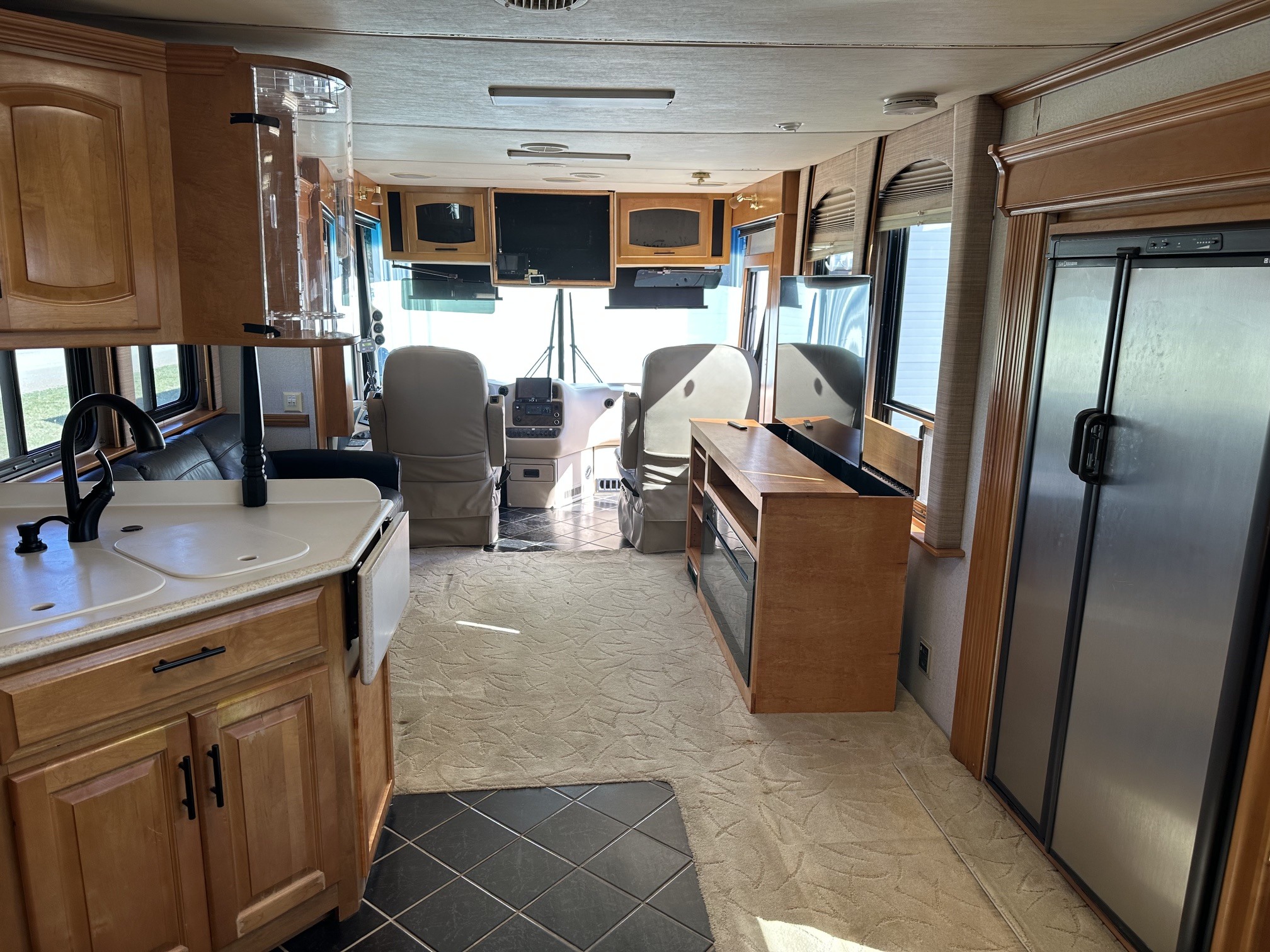 2002 Newmar MOUNTAIN AIRE 4371 in glade KS