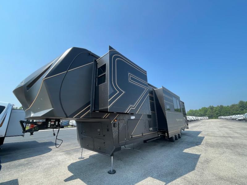 2025 Keystone Raptor 441 Fifth Wheel Toy Hauler RV