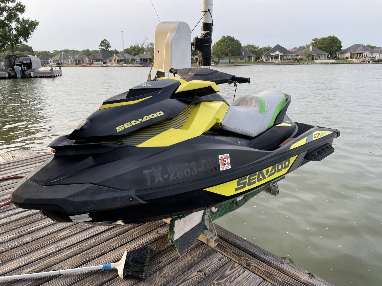 A photo of this 2016 Sea-Doo GTR 215