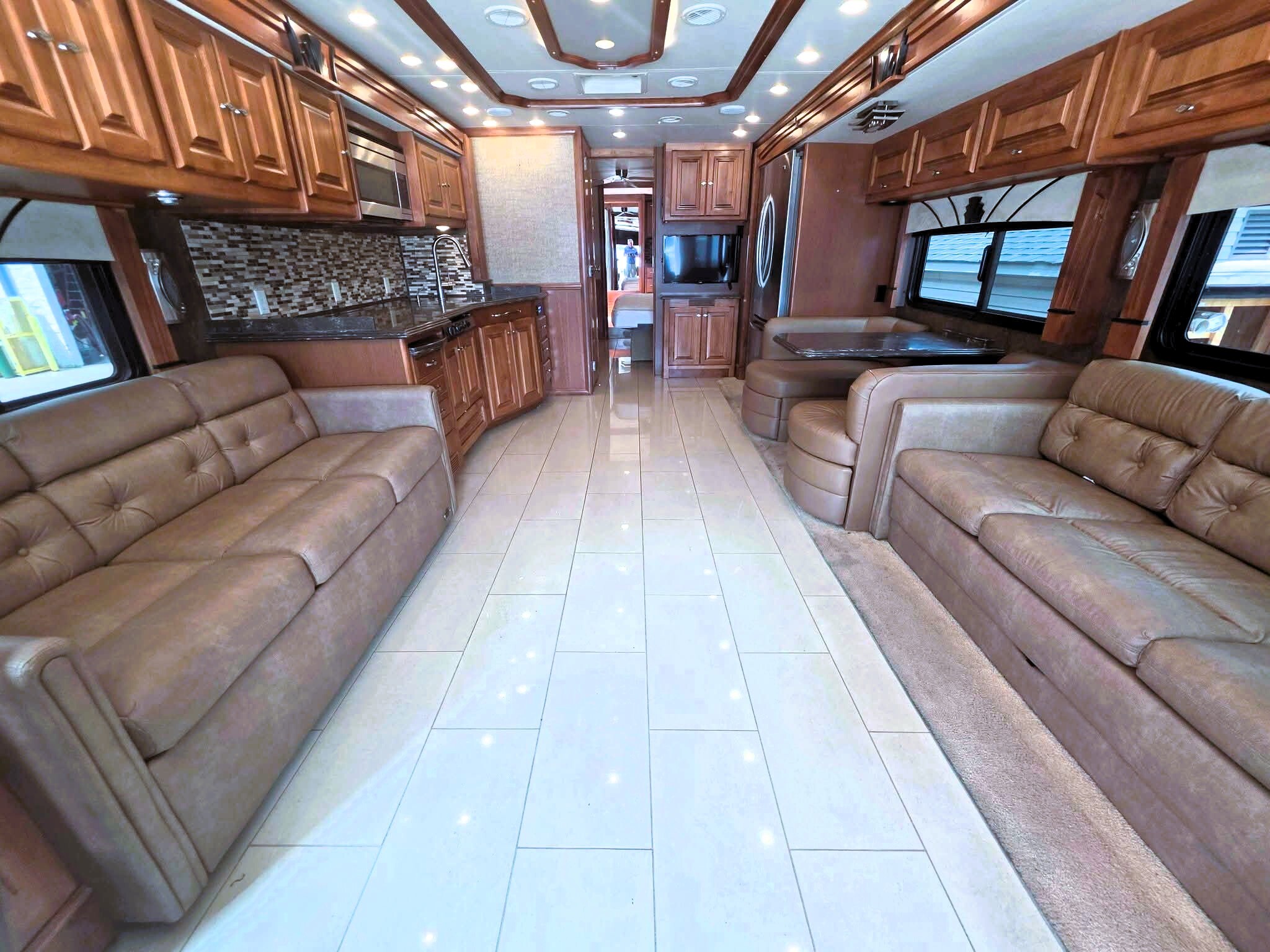 2015 Tiffin Motorhomes PHAETON 40 QBH in north tonawanda NY