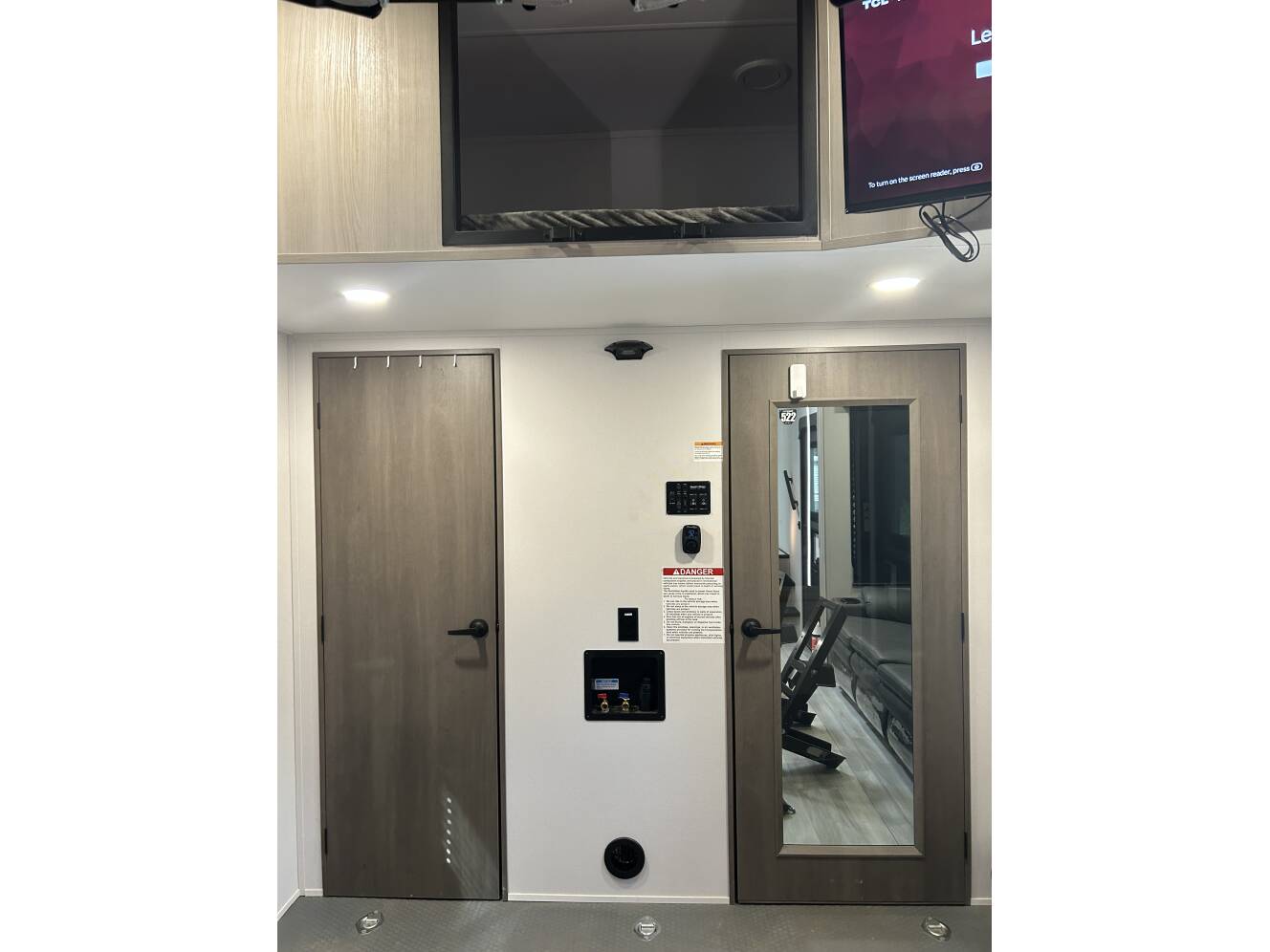A photo of this 2025 Grand Design MOMENTUM G-CLASS 320G