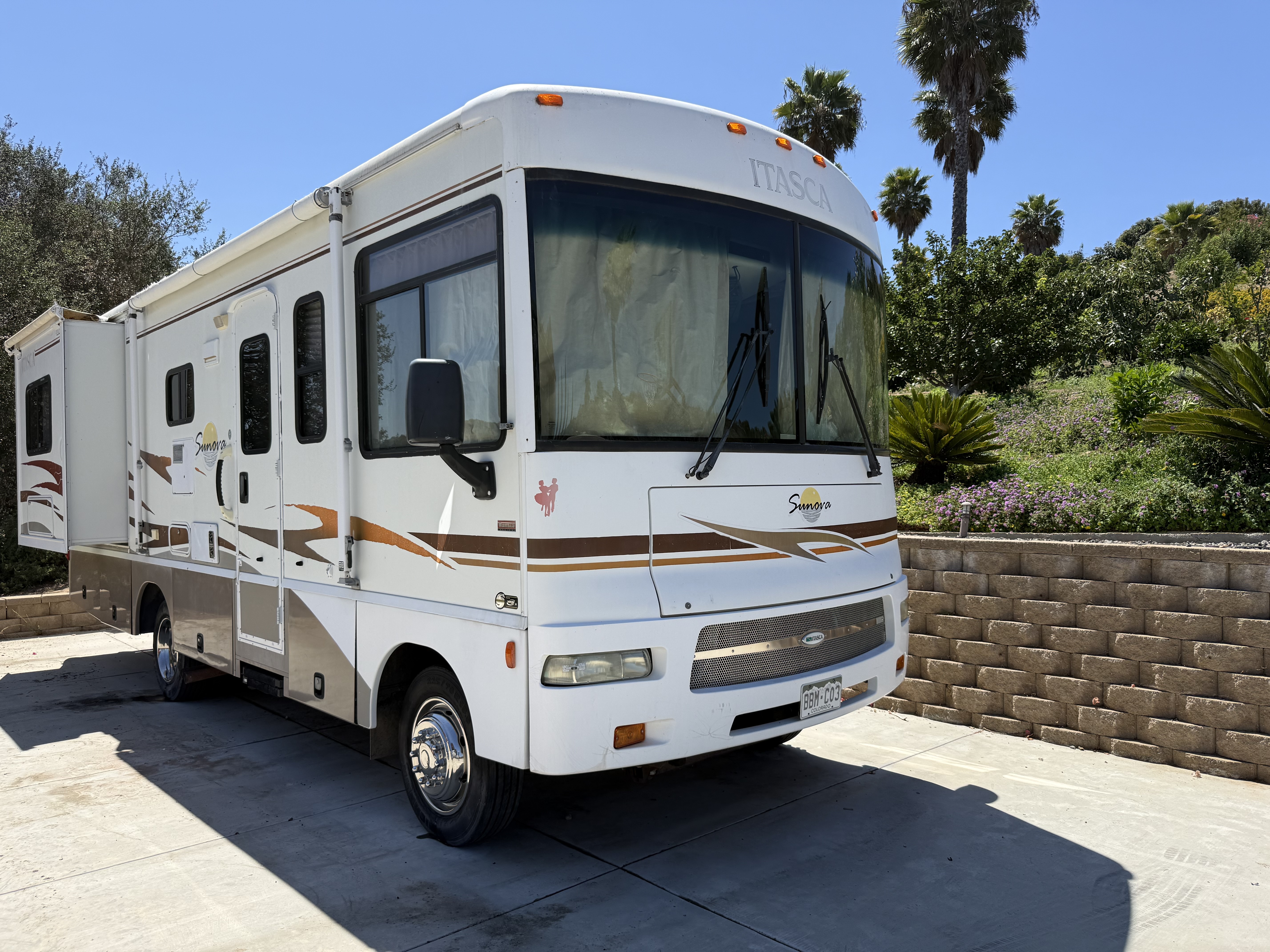 2007 Winnebago ITASCA SUNOVA 27C in temecula CA