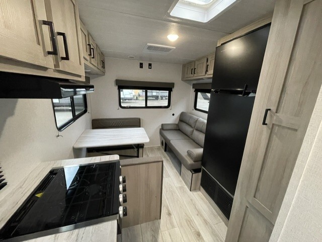 2024 East To West SILVER LAKE 2300RD in mooresville NC