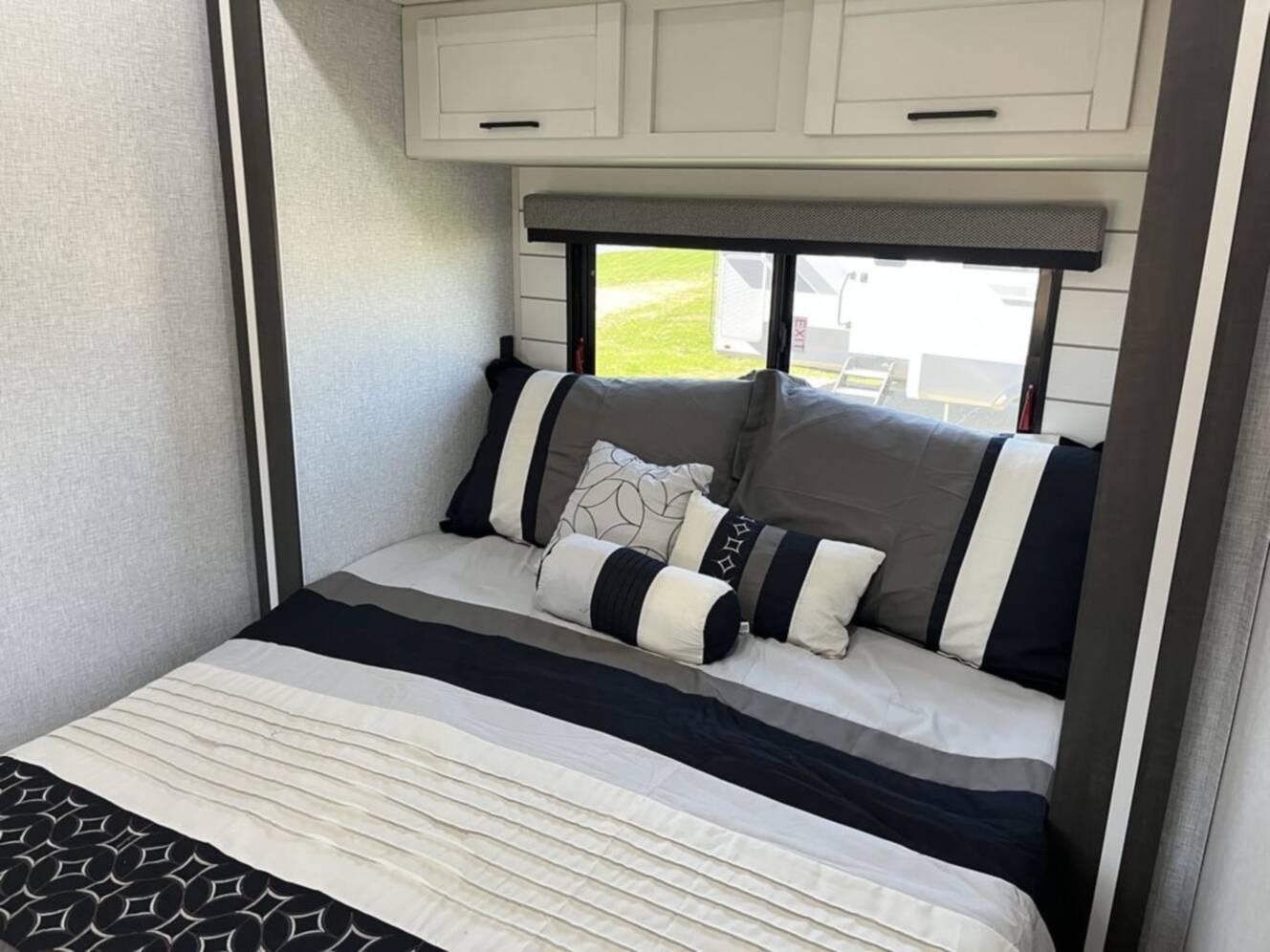 A photo of this 2024 Crossroads Rv Hampton HP378DBB