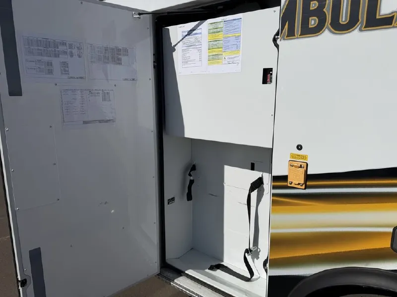 2023 FORD CRESTLINE AMBULANCE