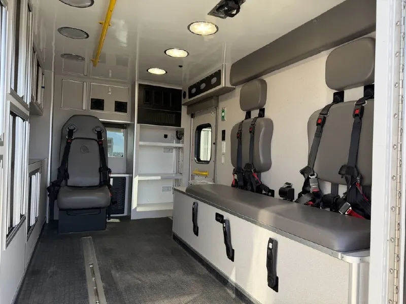 2022 FORD MEDIX AMBULANCE