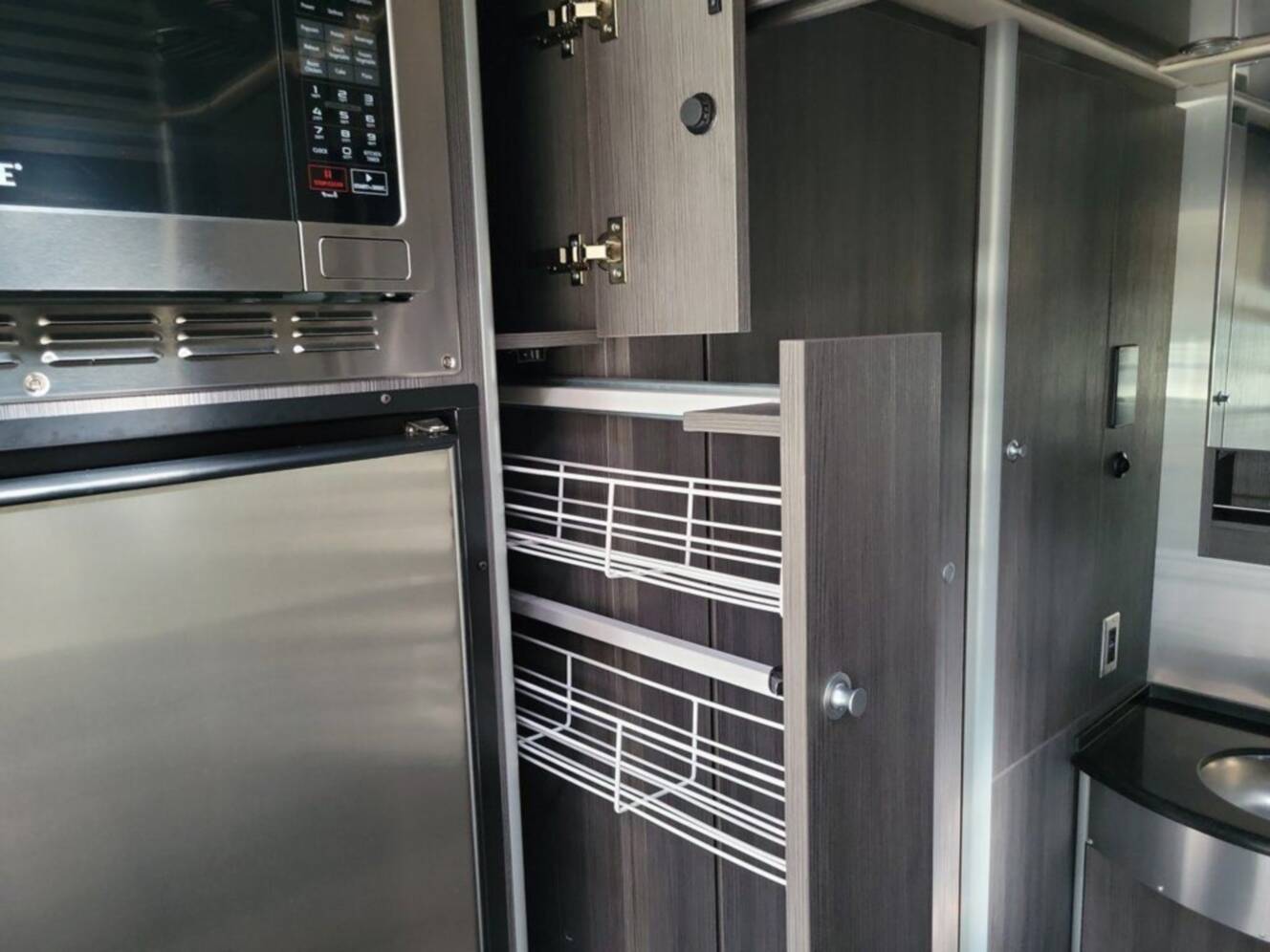 A photo of this 2023 Airstream Atlas E1