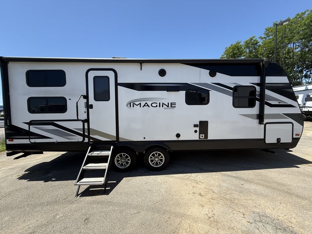 2022 Grand Design Imagine 2400BH in lexington KY