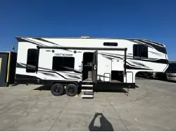 2022 Genesis Supreme 28CRT
