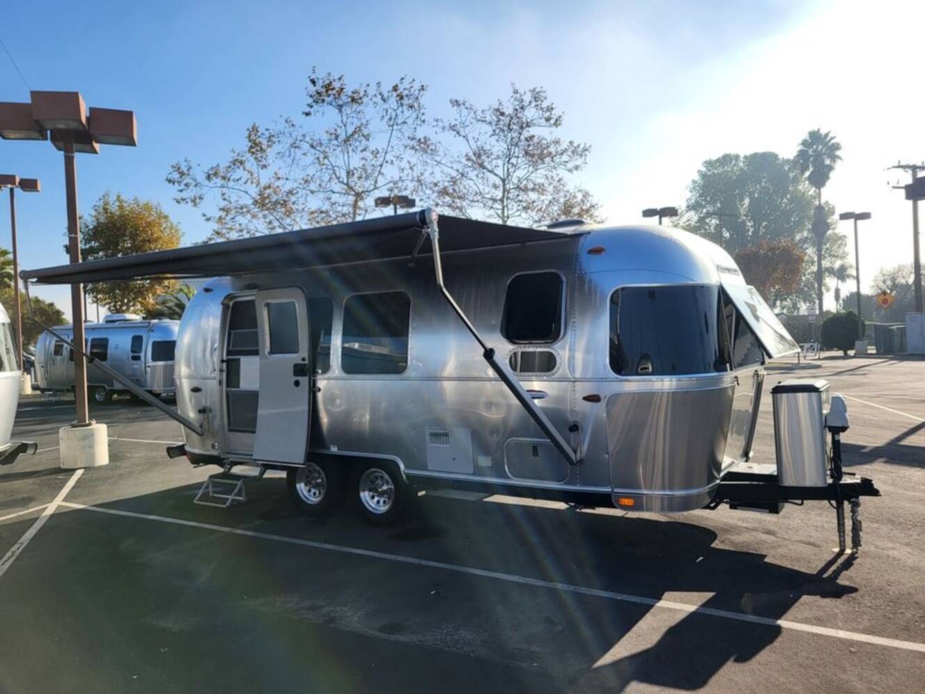 A photo of this 2018 Airstream International Serenity 23FB
