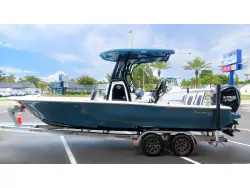 2027 Tidewater 2500 Carolina Bay