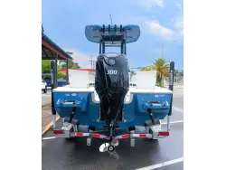 2027 Tidewater 2500 Carolina Bay