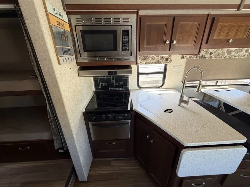 2018 Forest River FORESTER 3271S