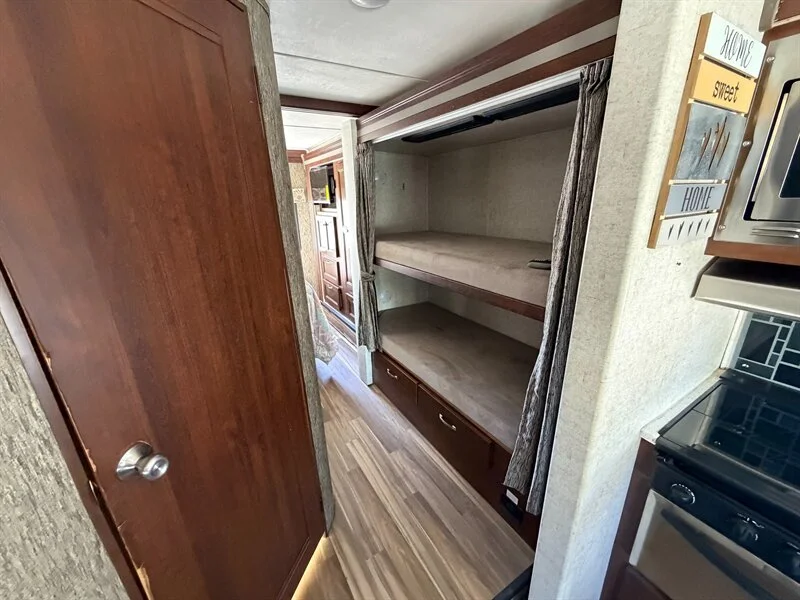 2018 Forest River FORESTER 3271S